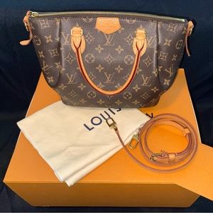LOUIS VUITTON
Monogram Turenne PM